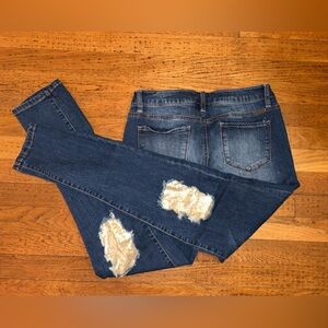 Sequin Detail Knee Soho Jeans 
Sz.4